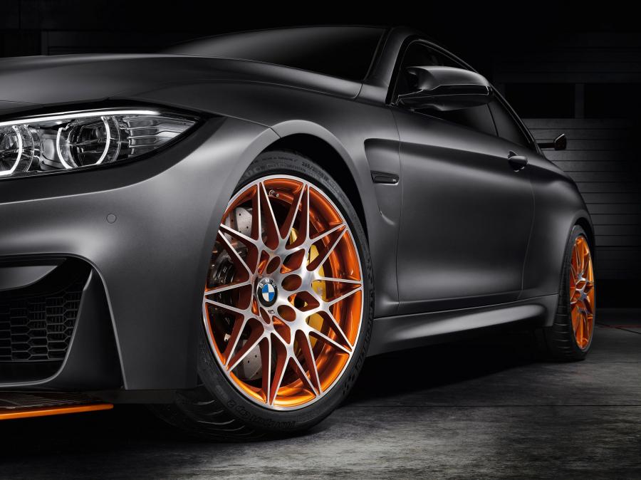  BMW M4 GTS Concept 2015 года  (фото 6 из 13)